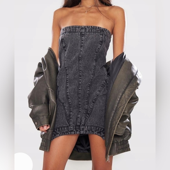 PrettyLittleThing Dresses & Skirts - PrettyLittleThing PLT dress 8 black denim mini strapless seam jean short new